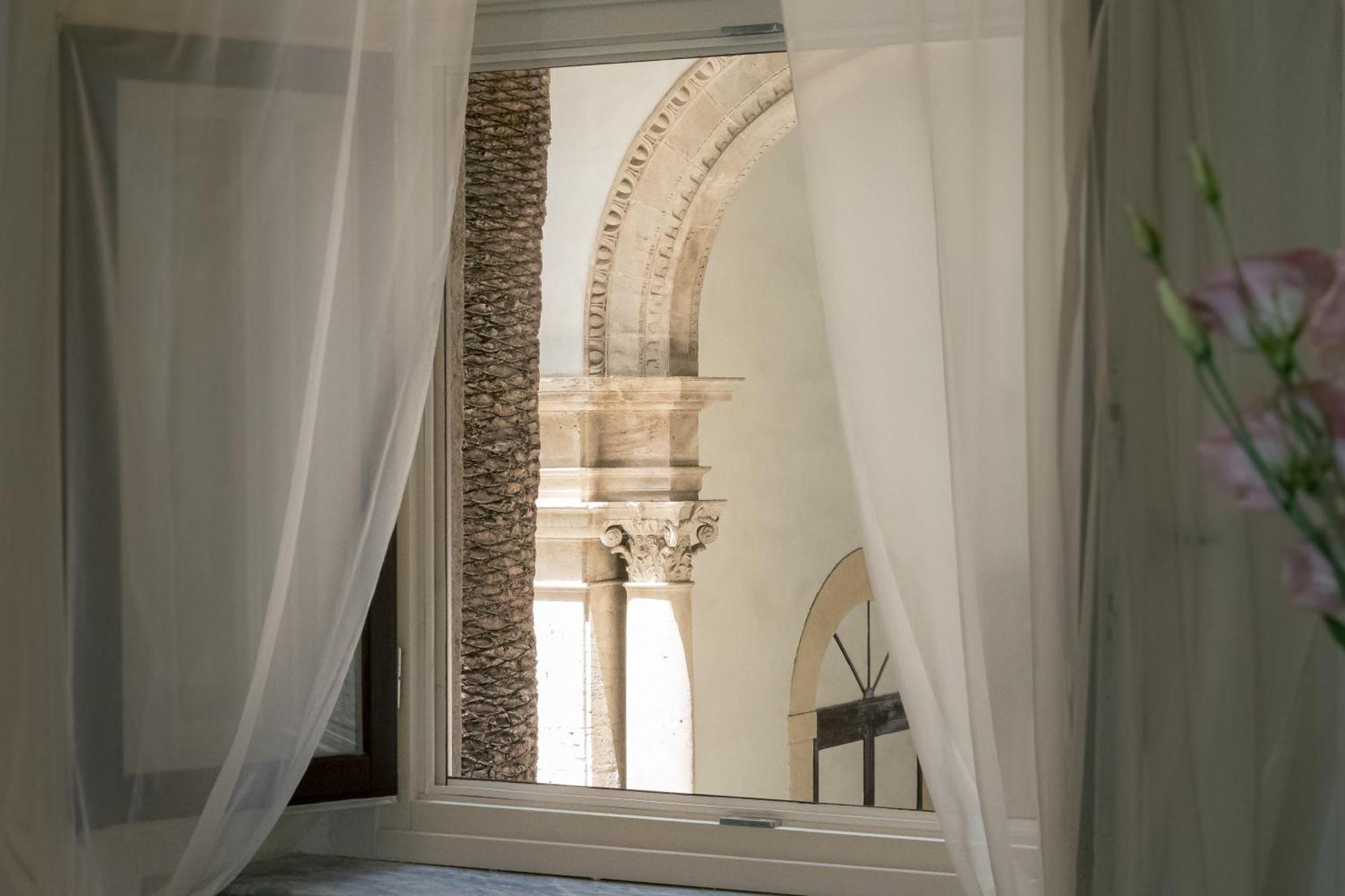 Apartment Palazzo Santa Ninfa - Luxury Mansion
