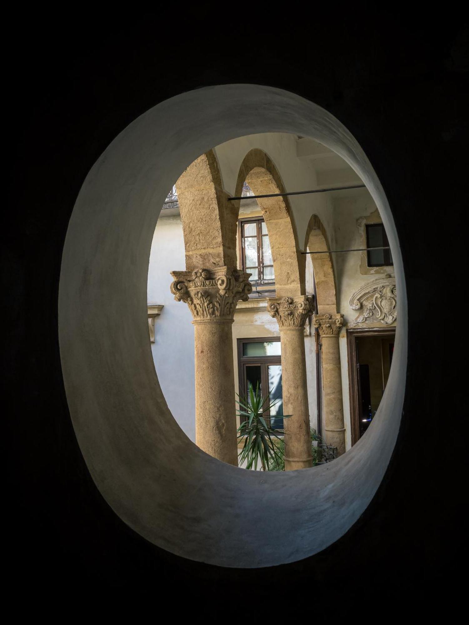 Apartment Palazzo Santa Ninfa - Luxury Mansion *