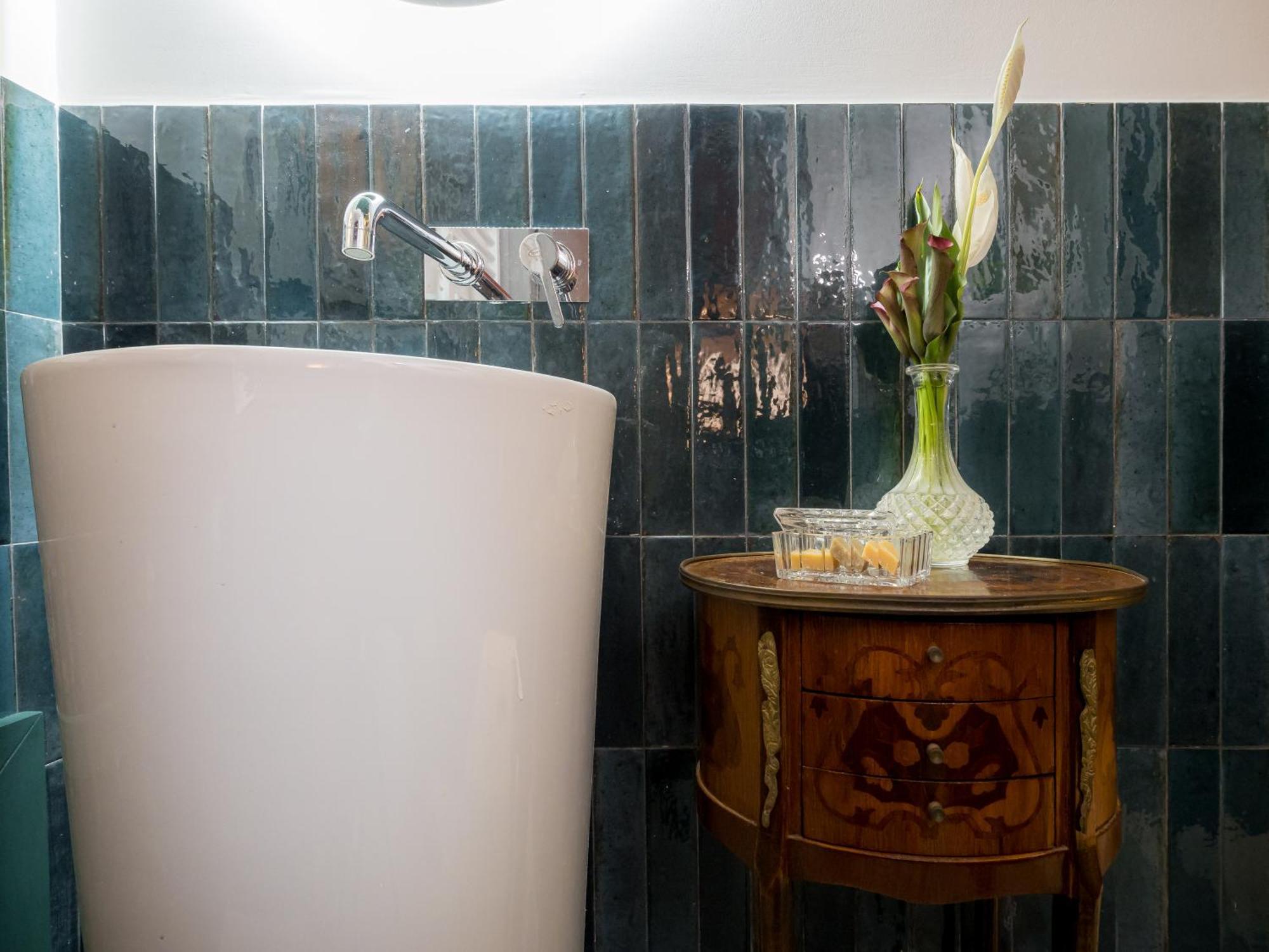 Palazzo Santa Ninfa - Luxury Mansion Apartment Palermo